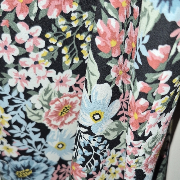 LOFT Floral Camisole - Black and Pink - Picture 3 of 3